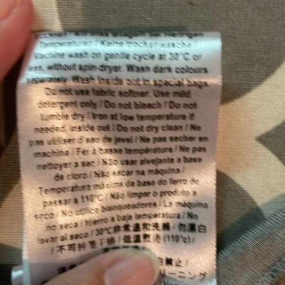 Elisa Cavaletti designed by Daniela Dallavalle
Elegant skirt for party or dinner - Picture 3 of 10